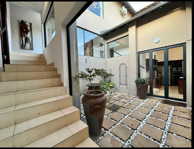 4 BEDROOM HOUSE FOR SALE IN SIMBITHI ECO ESTATE